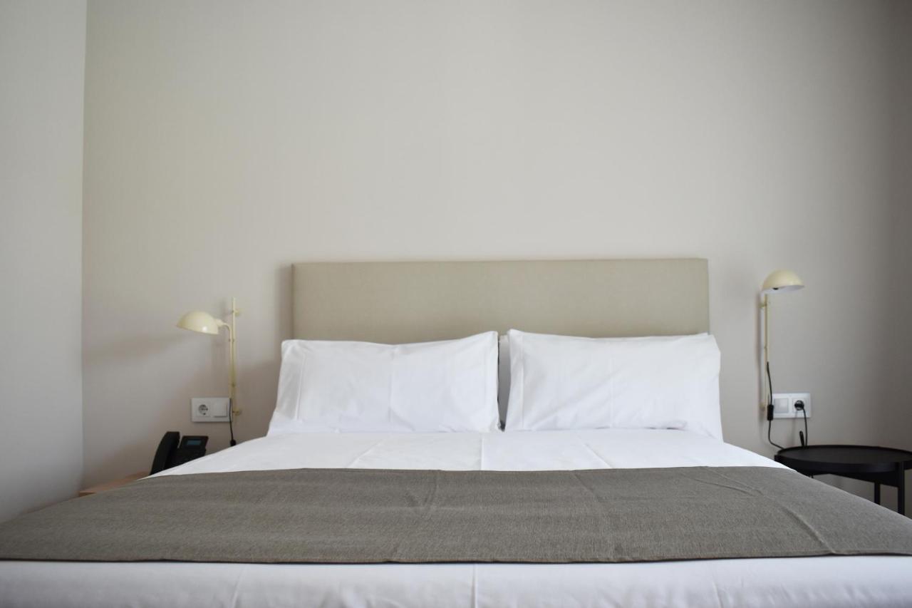 Hotel H4 Cangas 3 Superior Bagian luar foto