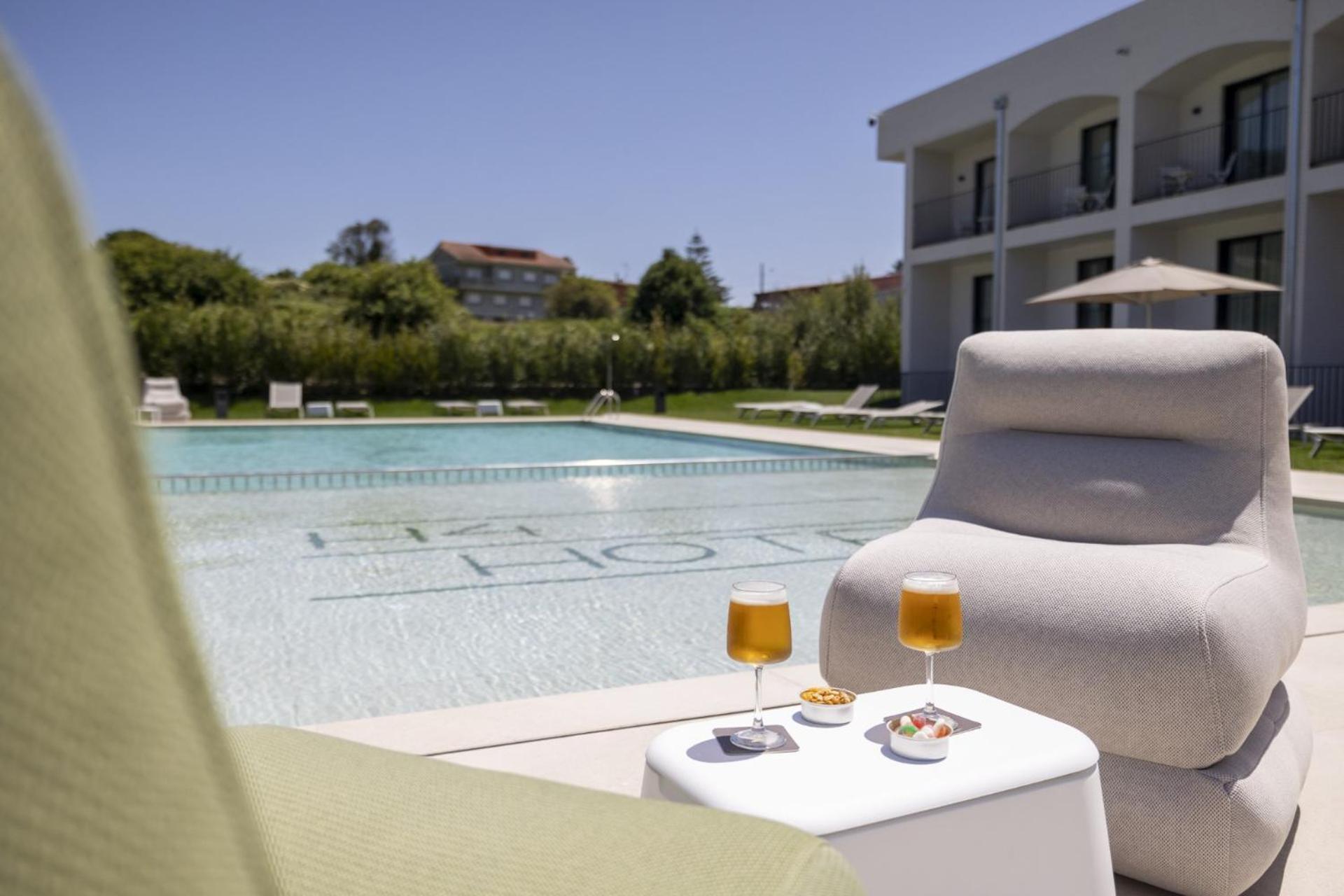 Hotel H4 Cangas 3 Superior Bagian luar foto